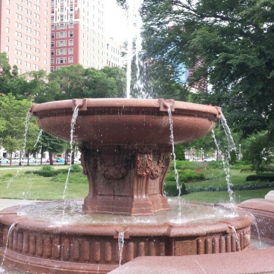 St fountain. В швеции улица фонтан. St fountain. St fountain. Street fountain alex decoteau.