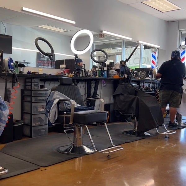 Bx Barber Shop Hair Salon in Lackland AFB