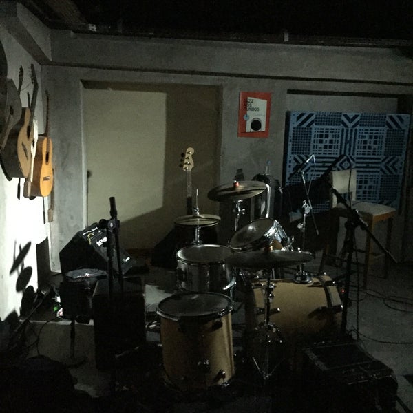 5/14/2016 tarihinde Stephane G.ziyaretçi tarafından Jazz nos Fundos'de çekilen fotoğraf