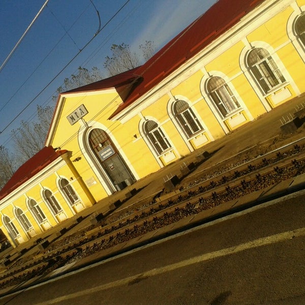 Ладожский вокзал направления электричек. Расписание электричек с ладожского вокзала. Путь пригородных поездов. Электропоезд. Электрички санкт-петербург.