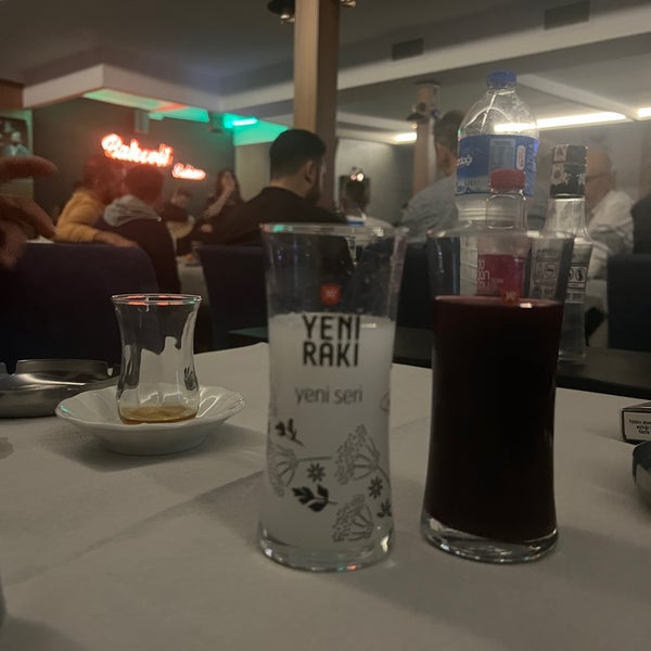 Foto scattata a Bahçeli Cafe &amp; Restaurant Avcılar da Şahin il 9/23/2022