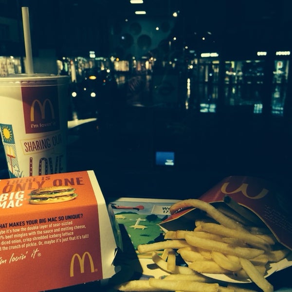 Das Foto wurde bei McDonald&#39;s von shosho am 1/31/2014 aufgenommen