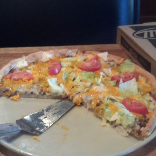 Minsky's Pizza - 10 tips from 303 visitors