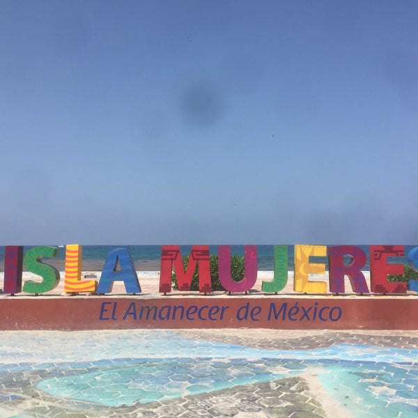 Isla mujeres причал