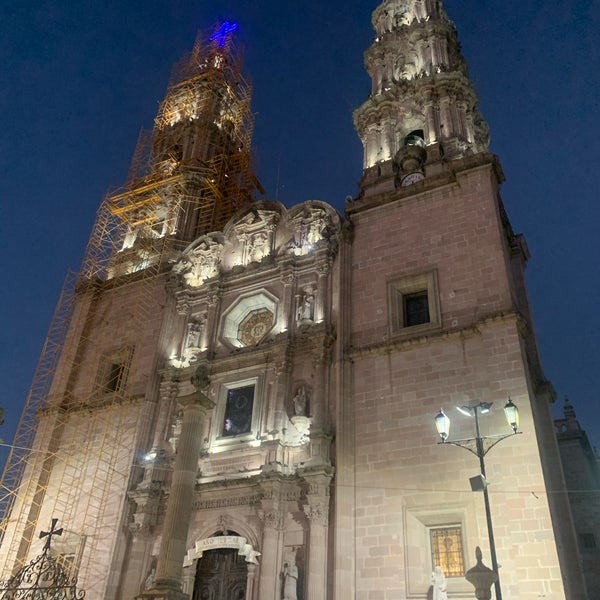 Photo taken at Basílica de la Virgen de San Juan de los Lagos by Desiree R. on 11/22/2020