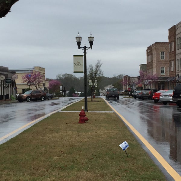Photo taken at Historic Downtown Senoia by Casie S. on 3/22/2015