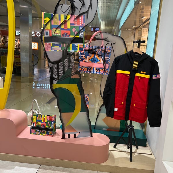 Christy ng boutique shop