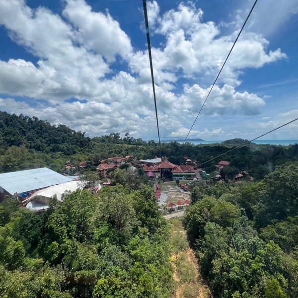 Foto tirada no(a) Langkawi Cable Car por Gilbert G. em 10/12/2022