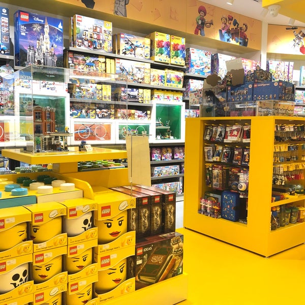 LEGO Certified Store (Bricks World 