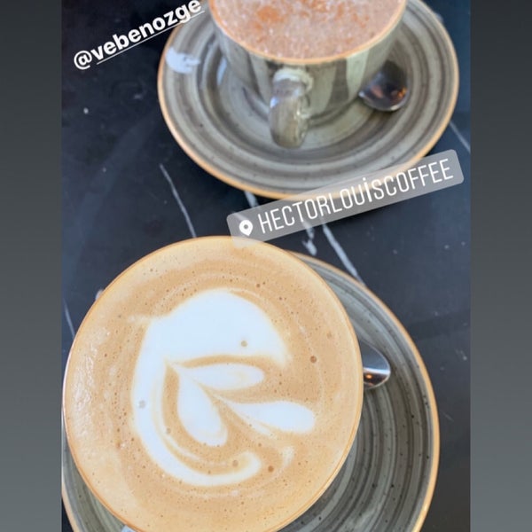 Foto diambil di Hector Louis Coffee oleh ozqebyrktr pada 10/27/2019