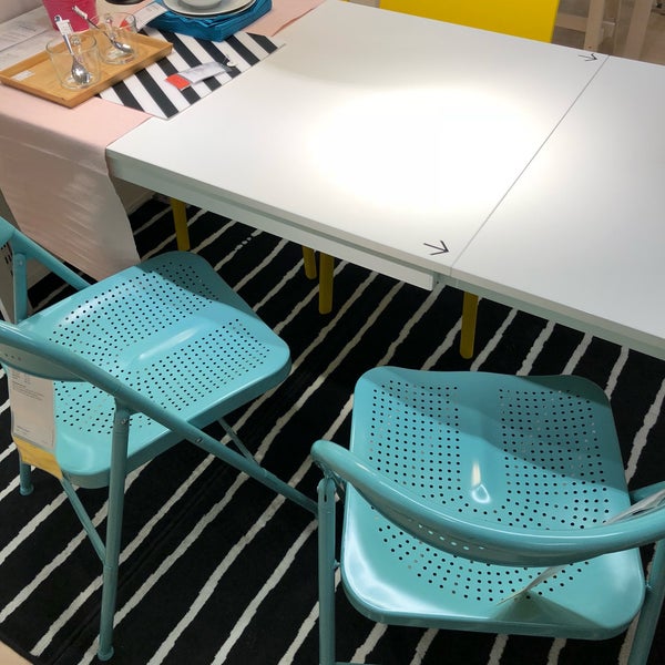 Пластиковый шкаф для вещей. Икеа авито ростов. Письменный стол ikea маррен 203. Ikea fabrikör шкаф витрина. Икеа авито ростов.