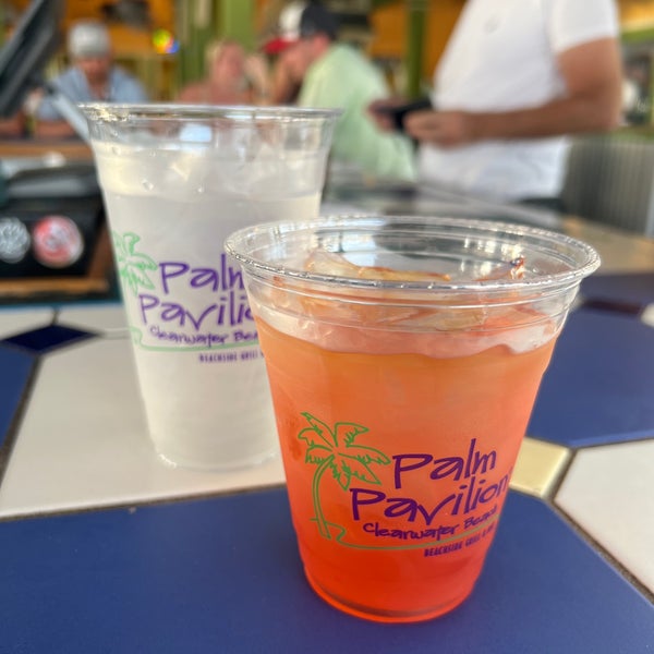 6/21/2022 tarihinde Amanda M.ziyaretçi tarafından Palm Pavilion Beachside Grill &amp; Bar'de çekilen fotoğraf
