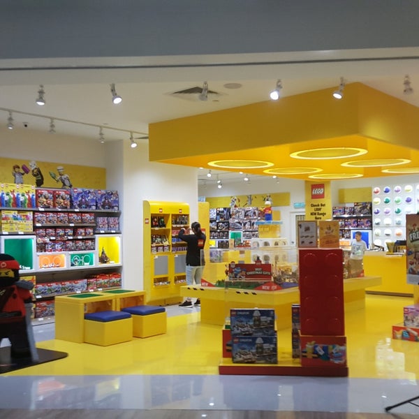 Lego gurney paragon sales