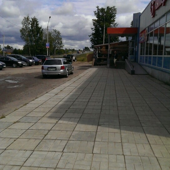 Пятерочка гастроном. Ореховый бульвар 12к2. Ореховый бульвар 12 к 1. Битва пятерочка. Краснопресненская 6 омск.