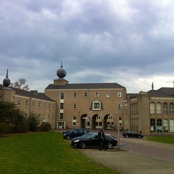 Photo taken at Leerhotel Het Klooster by Anne M. on 4/17/2013