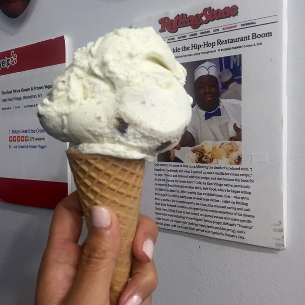 8/30/2016にjudyがMikey Likes It Ice Creamで撮った写真