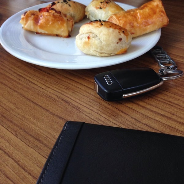 Sini Börek Baklava Balgat (Artık Kapalı) Ankara'da Kahvaltı Noktası