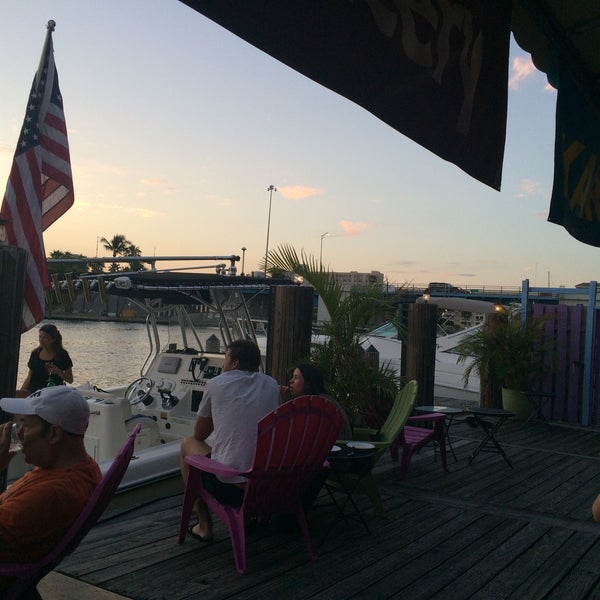 Photo taken at Flip Flops - Dockside Eatery by Archontoula B. on 4/1/2015