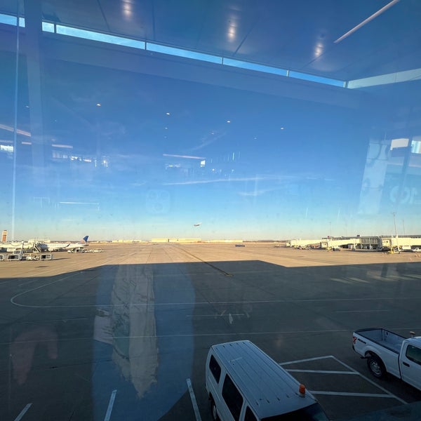 Photo taken at Tulsa International Airport (TUL) by Tour C. on 1/21/2022