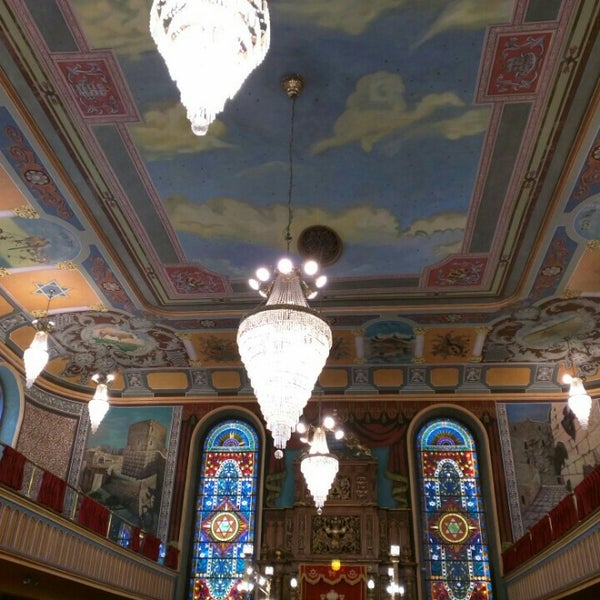 Photos at Bialystoker Synagogue Lower East Side 72 visitors