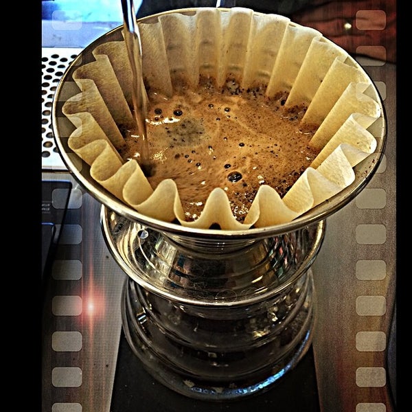 Foto tirada no(a) Method Coffee Bar por Shari em 4/30/2014