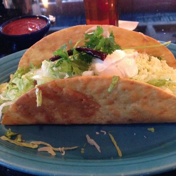 5/31/2013 tarihinde Angela G.ziyaretçi tarafından La Parrilla Mexican Restaurant'de çekilen fotoğraf
