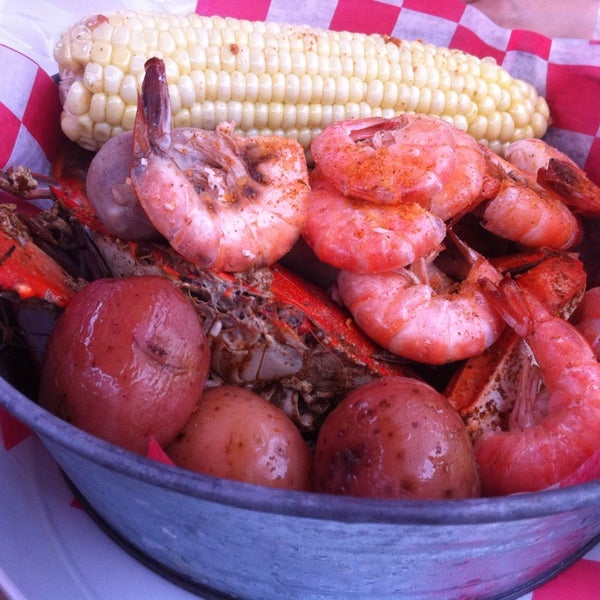 Phillips Crab Deck Inner Harbor 6 tips from 651 visitors