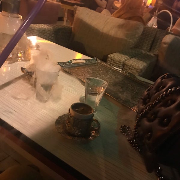Das Foto wurde bei Coffe estanbul von Muhteşem am 7/31/2019 aufgenommen