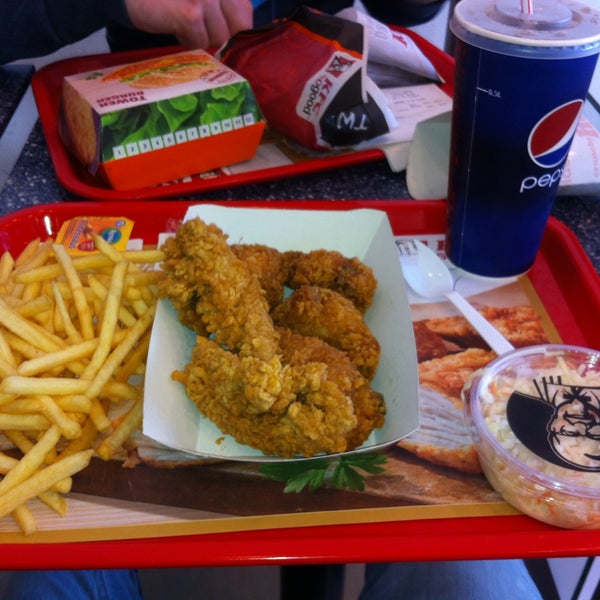 Photo taken at KFC by Jef O. on 5/1/2013