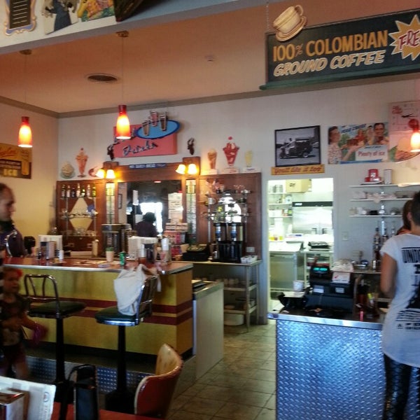 Photo taken at Stango&#39;s Coffee &amp; Pizza Shop by Jen B. on 9/22/2013