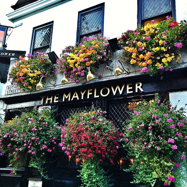 Photo taken at The Mayflower by Manoel A. on 9/6/2013