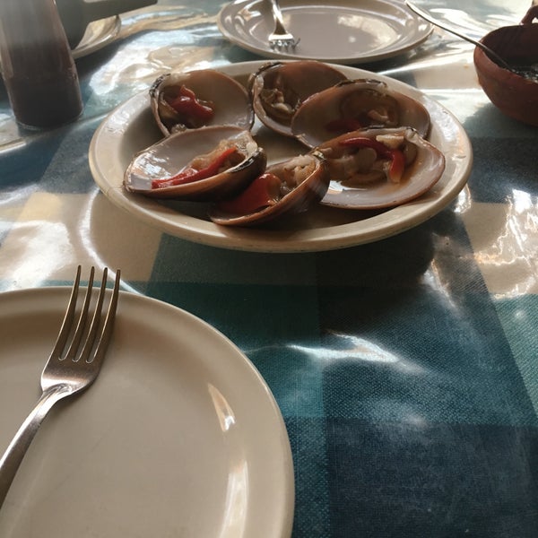 Foto tirada no(a) Mariscos El Sirenito por Paty C. em 5/2/2018