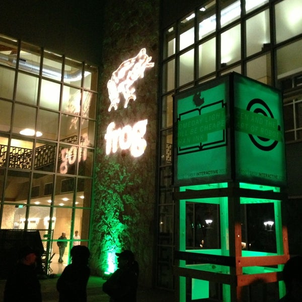 3/9/2013에 ZPS님이 frog SXSW Interactive Opening Party에서 찍은 사진