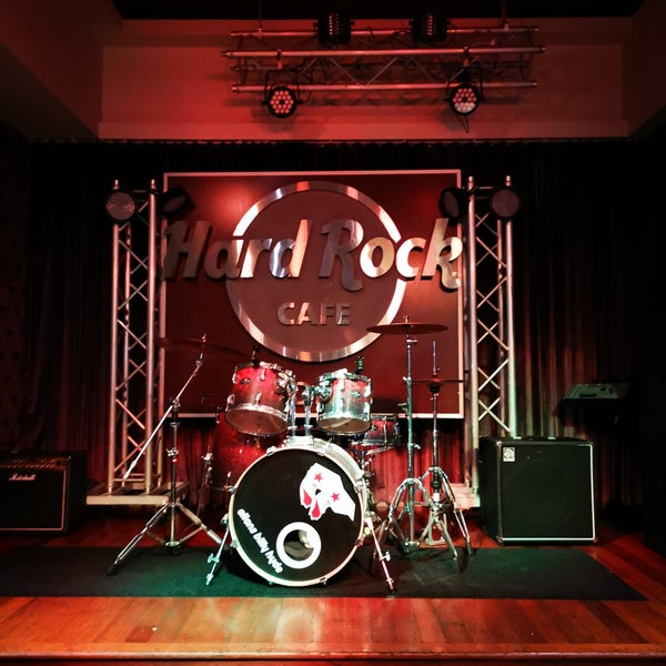 Photo taken at Hard Rock Cafe Sydney by Nikolay G. on 5/7/2019