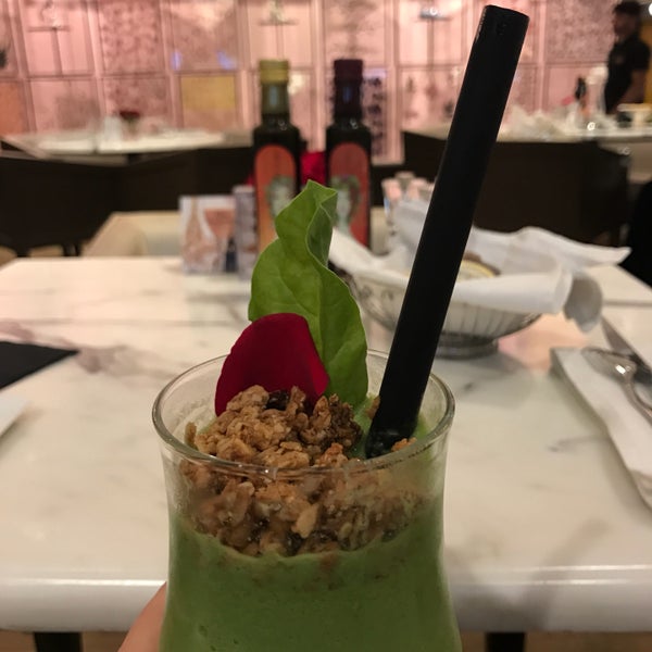 The food is healthy and tasty - not to mention the presentation - and the staff are well aware about menu and ingredients. Highly recommended. The green spinach drink becomes my new addiction