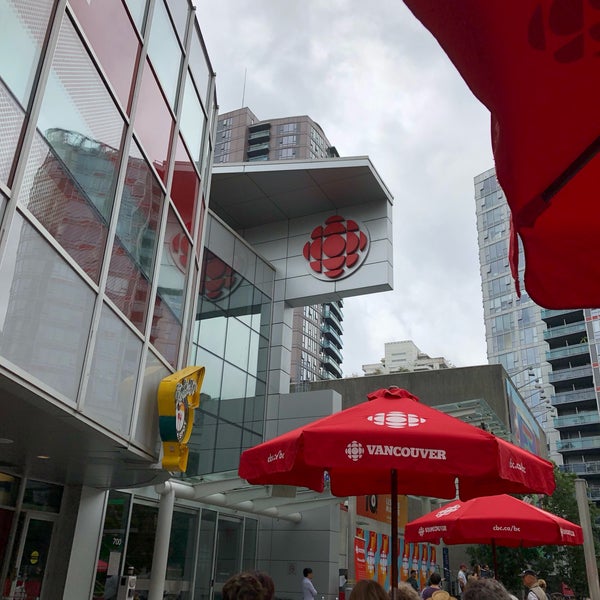 Das Foto wurde bei CBC Vancouver von Dilara 🐰 am 8/16/2019 aufgenommen
