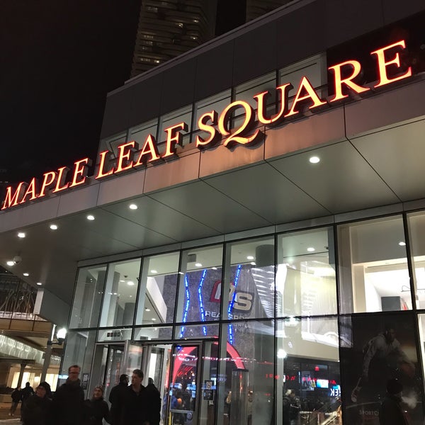 Photo taken at Maple Leaf Square by Dilara 🐰 on 1/31/2018