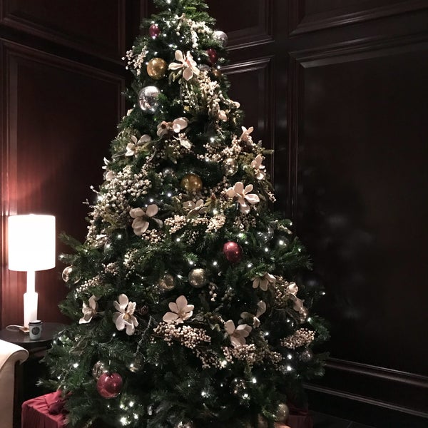 12/26/2017 tarihinde Dilara 🐰ziyaretçi tarafından Rosewood Hotel Georgia'de çekilen fotoğraf