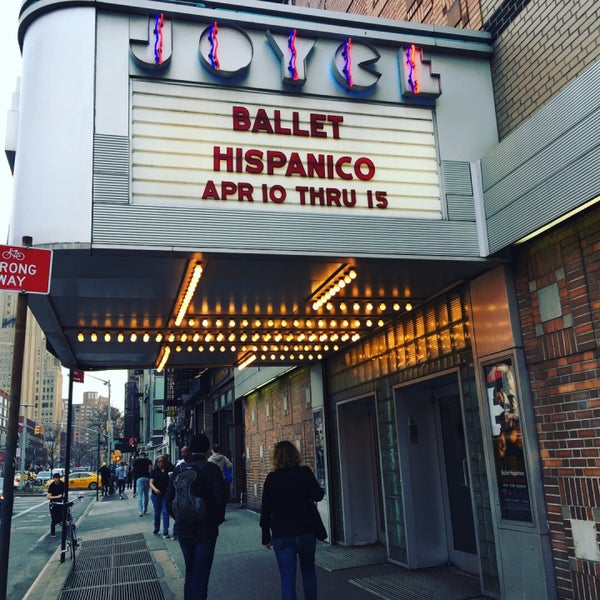 4/14/2018 tarihinde Jen M.ziyaretçi tarafından The Joyce Theater'de çekilen fotoğraf