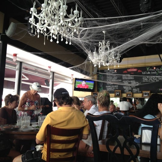 10/28/2012에 Jen M.님이 Di Zucchero Restaurant and Lounge에서 찍은 사진