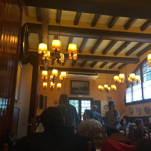 4/3/2016 tarihinde Cihat K.ziyaretçi tarafından Restaurant La Font de Prades'de çekilen fotoğraf