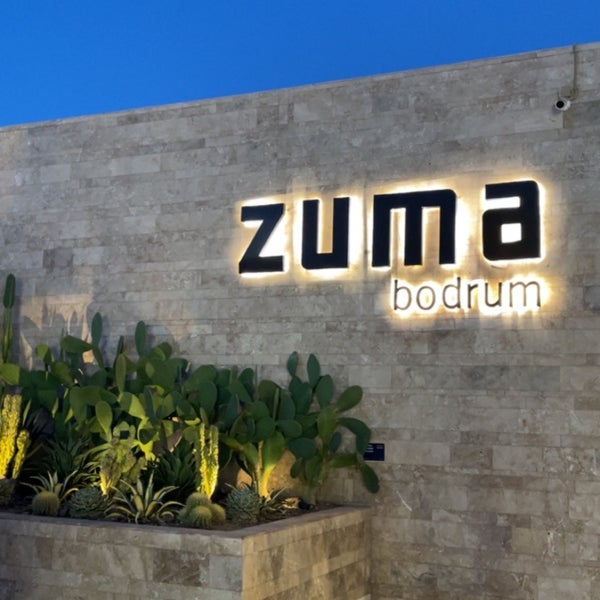 รูปภาพถ่ายที่ Zuma Bodrum โดย Az เมื่อ 9/13/2023