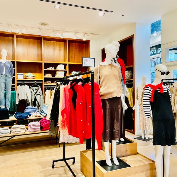J.Crew - Clothing Store in Pasadena