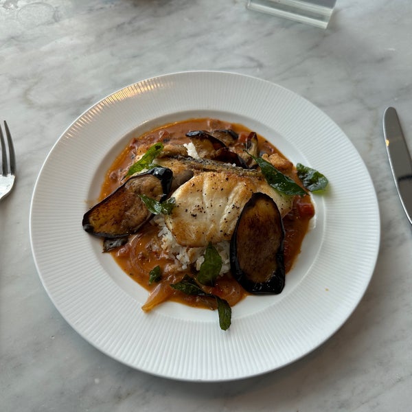 Dekkadance Buffet in Financial District