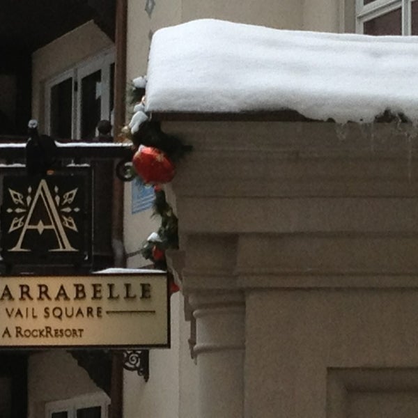 Das Foto wurde bei The Arrabelle at Vail Square von Robbert V. am 12/27/2012 aufgenommen