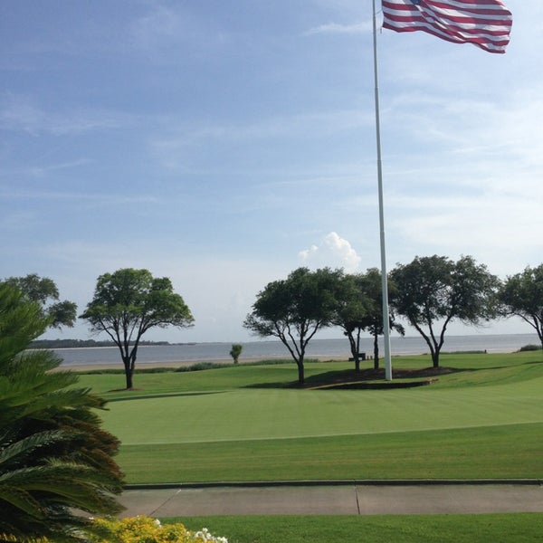 Photo taken at The Lodge at Sea Island by Robbert V. on 6/23/2013