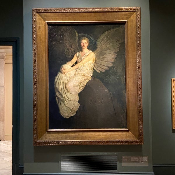 Photo taken at Smithsonian American Art Museum by Rita W. on 4/7/2022