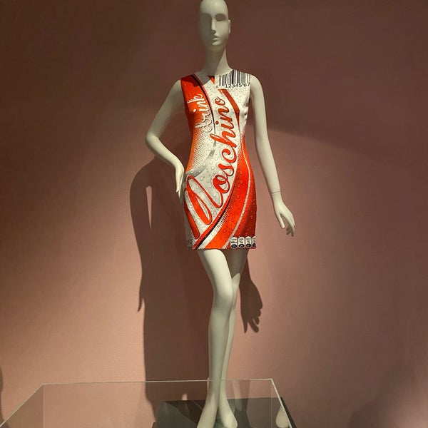 11/5/2023에 Rita W.님이 Museum at the Fashion Institute of Technology (FIT)에서 찍은 사진