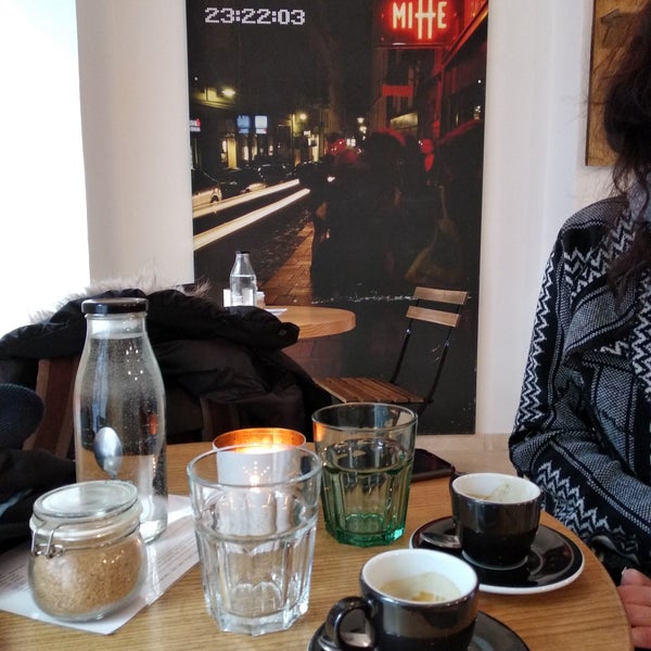 12/27/2019 tarihinde Bohuslav S.ziyaretçi tarafından Cafe Mitte'de çekilen fotoğraf
