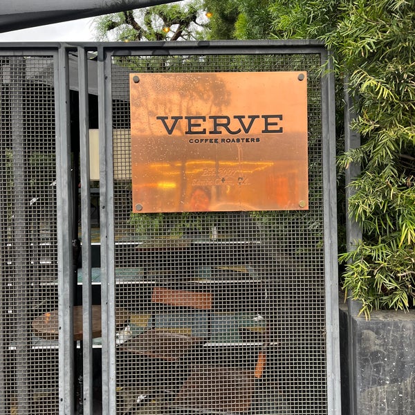 Photo taken at Verve Coffee Roasters by Garamhwi P. on 1/4/2023